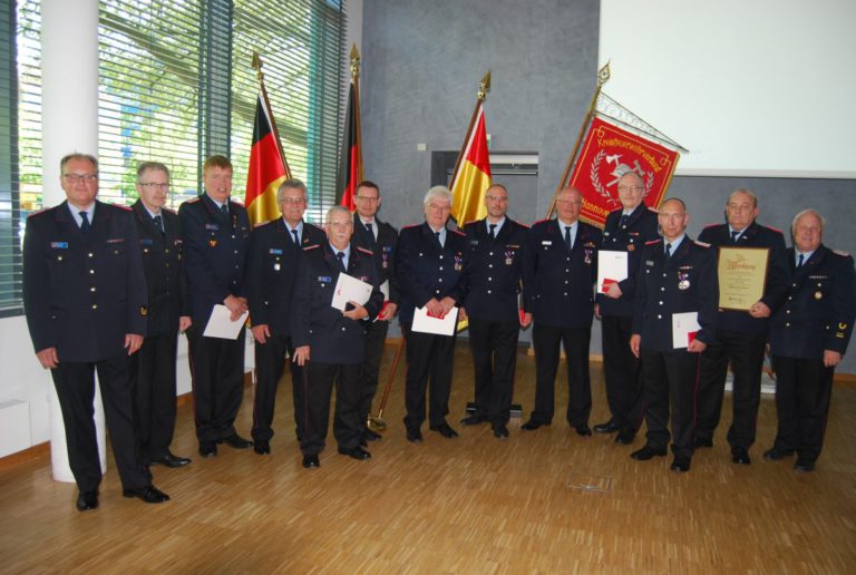 FEUERWEHR – Tradition und Gegenwart“