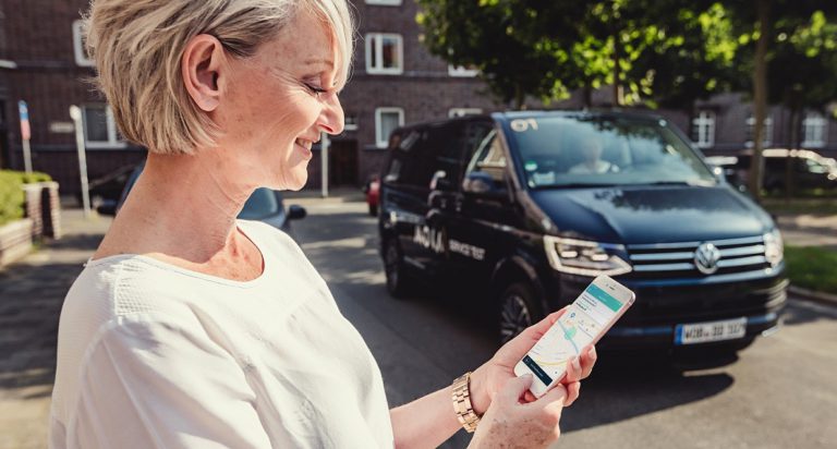 Öffentlichkeitsfahndung: Wer kennt diesen Räuber?