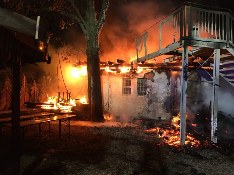 Balustrade der Gaststätte am Lindener Turm durch Brand zerstört – geschätzter Schaden: 200.000 Euro
