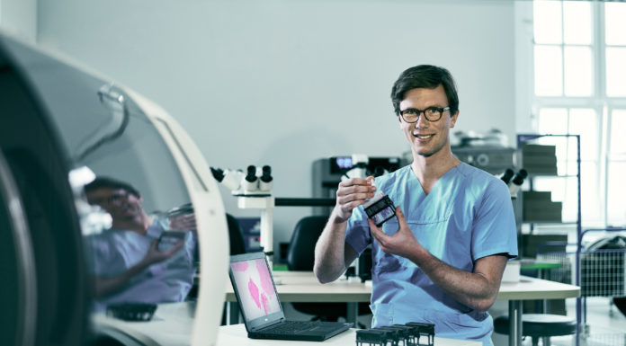 Schnelle Befunde dank virtueller Mikroskopie am KRH Klinikum Nordstadt