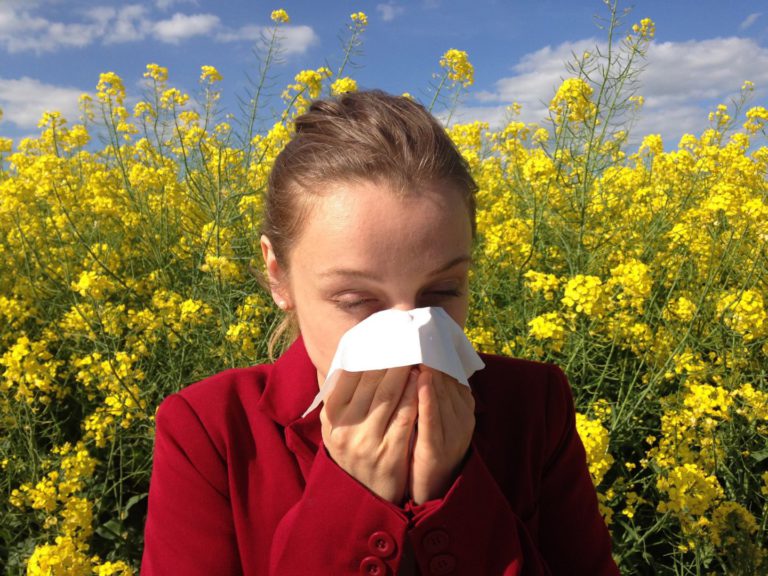 Hallo Sonne, hallo Heuschnupfen! Tipps für Allergiker