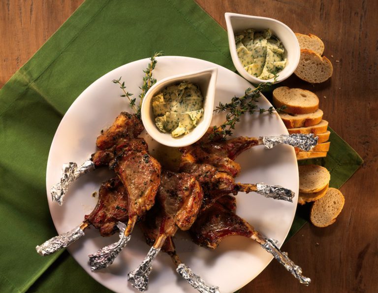 Lammkoteletts vom Grill