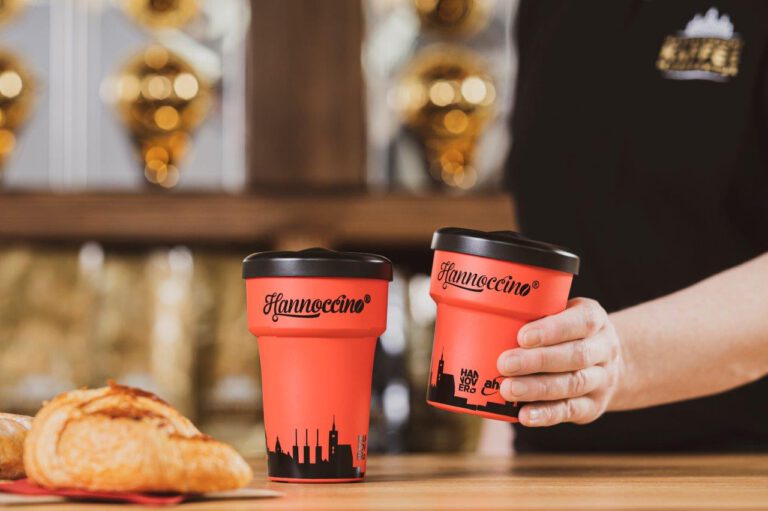 Hannoccino: Jetzt kommt der kleine Becher – Der neue, kleinere 300 ml Becher ist ideal für Kaffeespezialitäten