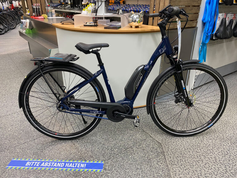 Zeugenaufruf: Unbekannte brechen in Fahrradladen in der List ein und erbeuten hochwertige Pedelecs