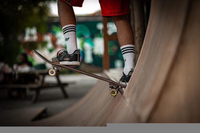 skateboard-5563464_960_720