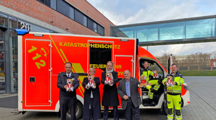 Übergabe Stofftiere Timmy RD LHH