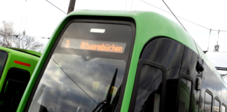 "Stadtbahn-Surfer" löst Vollbremsung aus. Foto: ÜSTRA