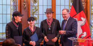 Bandmitglieder Klaus Meine, Rudolf Schenker, Matthias Jabs (Scorpions) bekamen das Große Kreuz des Niedersächsischen Verdienstordens verliehen