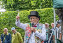 Das Kleine Fest im Großen Garten ist zum Finale gestartet