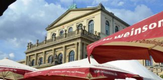 Vom 20. bis 23. Juli wird der Opernplatz zur Weinoase von Hannover.
