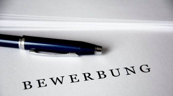 Fit für den Job! Kostenlose Bewerbungstrainings für Teilnehmende der Deutschkurse und des Zweiten Bildungsweges der VHS