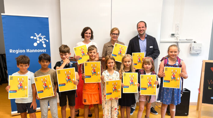 Finanzielle Unterstützung für Chancengleichheit – BuT-Postmappen für Erstklässler Finanzielle Unterstützung für Chancengleichheit - BuT-Postmappen für Erstklässler