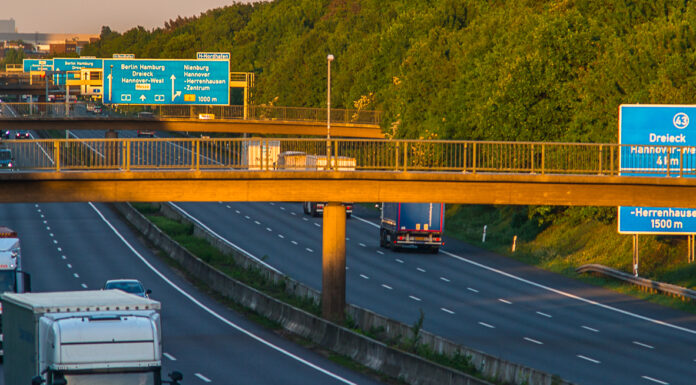 Britische Militärkolonnen ab Montag auf der A2 auch in der Region Hannover unterwegs