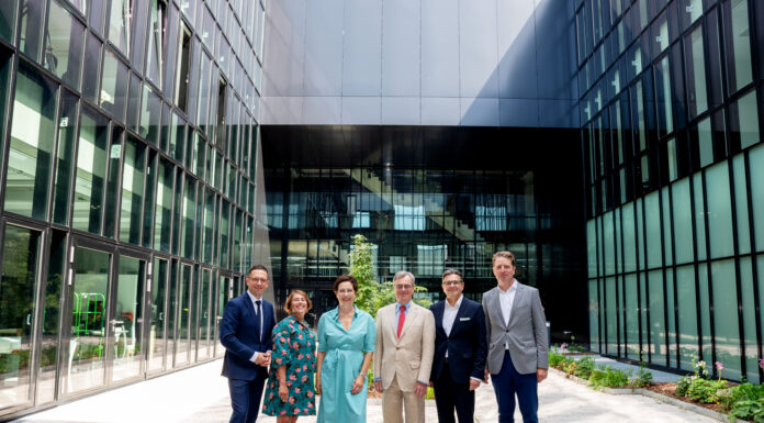 Die Staatstheater Hannover feiern: Die modernsten und fortschrittlichsten Theaterwerkstätten wurden heute eröffnet Die Staatstheater Hannover feiern: Die modernsten und fortschrittlichsten Theaterwerkstätten wurden heute eröffnet