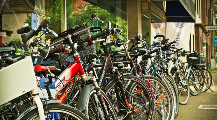 13. April: Fundbüro versteigert Fahrräder