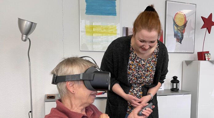 Wochen der Demenz - Johanniter zeigen am 27.09. Betroffenen und Angehörigen, welche Möglichkeiten VR-Brillen und Tablets bieten