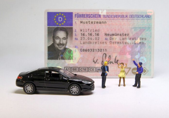 Umtausch von alten Führerscheinen jetzt online möglich