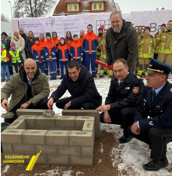Grundsteinlegung für neues Feuerwehrgebäude im Stadtteil Misburg