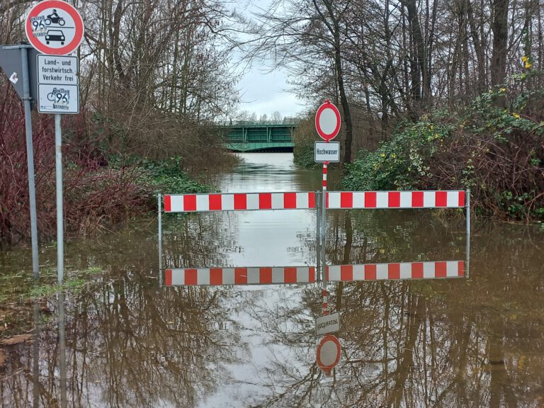 Feuerwehr: Immer noch angespannte, aber stabile Hochwassersituation in Hannover