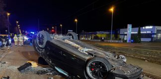 Schwerer Verkehrsunfall in Vinnhorst mit 4 Fahrzeugen