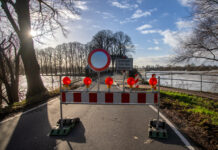 Leine-Hochwasser steigt: Wieder Straßensperrungen in der Region Hannover