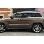 Jeep Grand Cherokee in Mitte gestohlen - Polizei sucht Zeugen