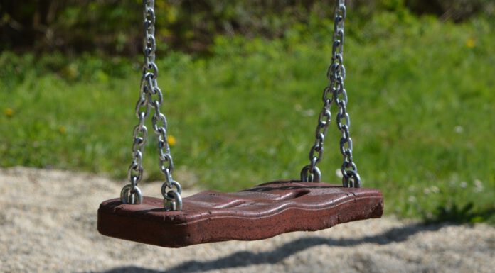 Umgestaltung des Spielplatzes Am Südbahnhof (Südstadt): Familien und Kinder können sich beteiligen