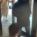 Polizei sucht EC-Karten-Dieb mit Fotos