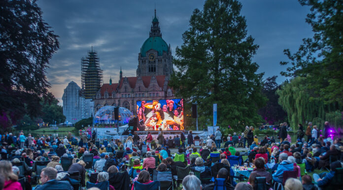 Premiere des 10. Hannover Klassik Open Air vorverlegt – Oper lässt Fußball den Vortritt, Erster Termin am 22. August Premiere des 10. Hannover Klassik Open Air vorverlegt - Oper lässt Fußball den Vortritt, Erster Termin am 22. August