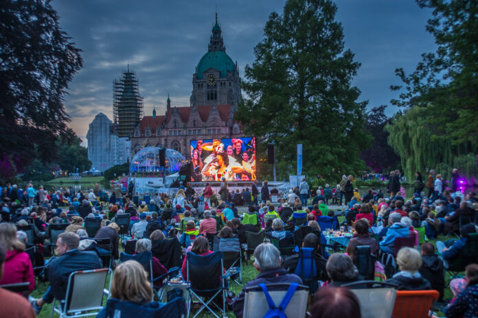 Premiere des 10. Hannover Klassik Open Air vorverlegt - Oper lässt Fußball den Vortritt, Erster Termin am 22. August