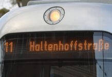 Stadtbahnlinie 11: Haltenhoffstraße wieder erreichbar – Erneuerter Hochbahnsteig eröffnet