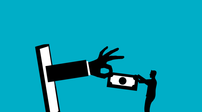 Betrüger erbeuten Gold mit Enkeltrick – Amtsgericht zur Geldübergabe genutzt Betrüger erbeuten Gold mit Enkeltrick - Amtsgericht zur Geldübergabe genutzt