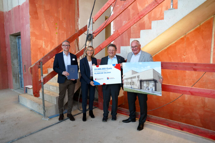 Die Förderung für den Neubau der Zentralapotheke am KRH Klinikum Siloah sichert eine moderne Arzneimittelversorgung in Niedersachsen