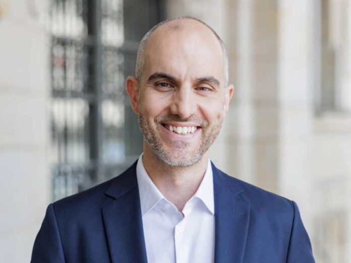 Oberbürgermeister Belit Onay wird bei UN in New York Rede halten Hannovers Oberbürgermeister Belit Onay vertritt die Stadt bei der UN-Konferenz für Frieden und setzt sich für ein Atomwaffenverbot ein