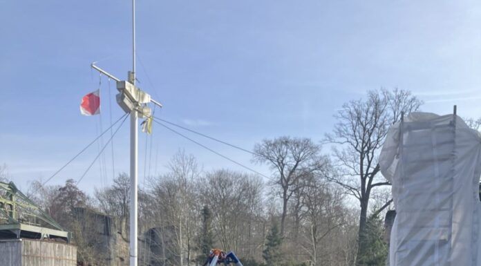 Arbeiter bei Arbeitsunfall im Zoo verletzt Im Zoo Hannover ereignete sich ein Arbeitsunfall, bei dem ein Arbeiter verletzt wurde und erfolgreich gerettet werden konnte