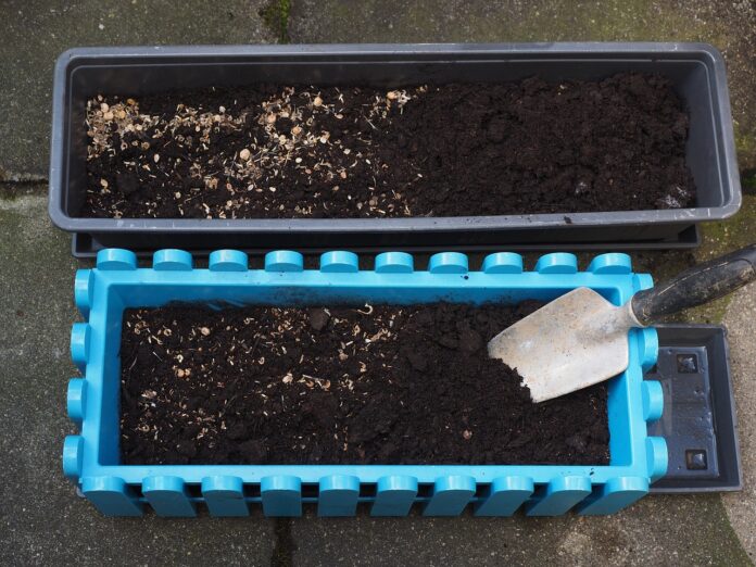 Die Stadt Hannover bietet die Saatgutmischung Blühende Gärten kostenfrei an, um insektenfreundliche Gärten zu fördern