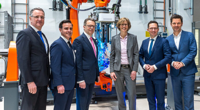 Eröffnung des Forschungsbaus SCALE auf dem Campus Maschinenbau in Garbsen Eröffnung des Forschungsbaus SCALE auf dem Campus Maschinenbau in Garbsen