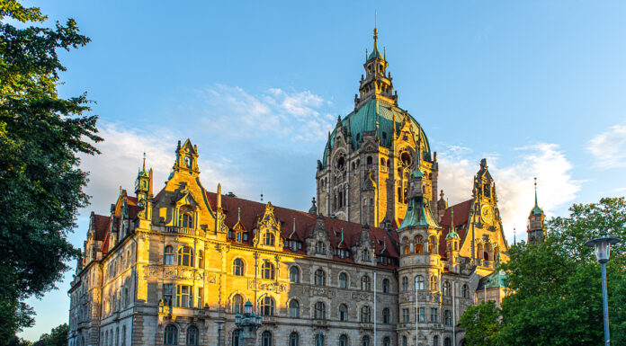 In Hannover gibt es geänderte Öffnungszeiten rund um Ostern für städtische Einrichtungen und Dienststellen