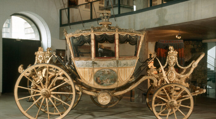 Die „Goldene Kutsche“ ist nun im Museum Schloss Herrenhausen zu sehen, bis das Historische Museum Hannover wiedereröffnet wird