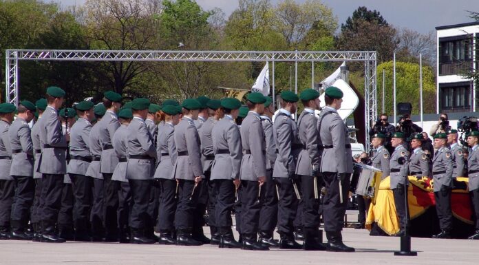 Freier Eintritt für Veteranen: Am bundesweiten Veteranentag bietet Hannover in Museen und Gärten, um den Dienst der Bundeswehr zu würdigen