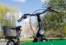Polizei Hannover bietet Fahrrad-Codierung an und informiert über Verkehrssicherheit