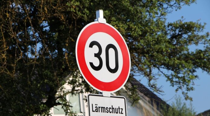 Die Stadt Hannover setzt auf Tempo 30 für mehr Sicherheit und Lebensqualität, um den Klimaschutz zu fördern