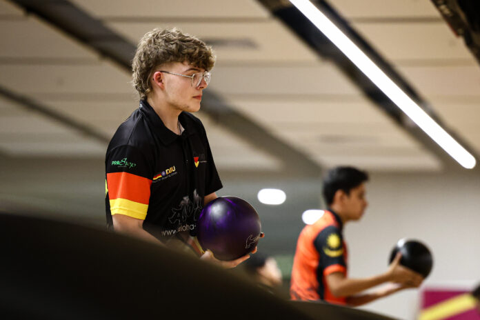 Bei den Bowling-Europameisterschaften in Dänemark hat Zeno Janßen mit Außenseiterchancen auf eine Überraschung