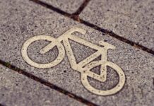 In der Region Hannover werden Radwege für alle Radfahrer ausgebaut, um sichere und komfortable Mobilität zu gewährleisten