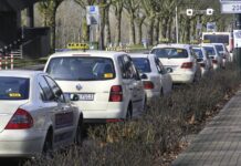 Die Polizei erwartet Verkehrsbeeinträchtigungen durch den Taxikorso in Hannover am 02.07.2025. Umleitungen sind notwendig