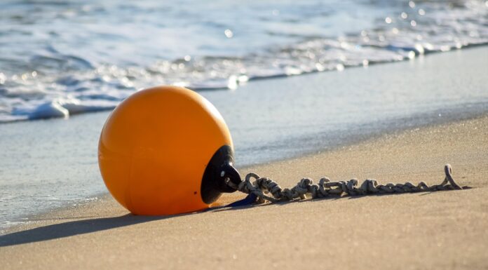 Altwarmbüchener See – Neue Bojen zur Markierung des Schwimmbereichs und wichtige Regeln Der Altwarmbüchener See bietet neue Bojen zur Markierung des Schwimmbereichs und wichtige Regeln für einen angenehmen Aufenthalt