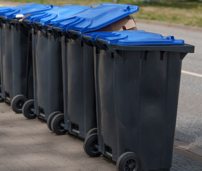 Die Altpapiertonne für Mieter ist ein zusätzliches Angebot von aha Das neue aha-Serviceangebot soll Altpapierentsorgung in der Region verbessern: Altpapiertonne auch für Mieter möglich