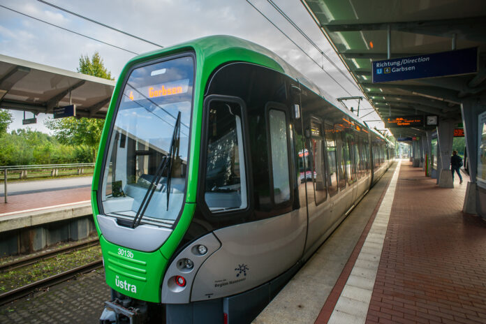 Der Weichenaustausch am Stadtbahnendpunkt der Linie 3 wird verschoben Der Weichenaustausch am Stadtbahnendpunkt der Linie 3 wird verschoben und findet nun im November statt