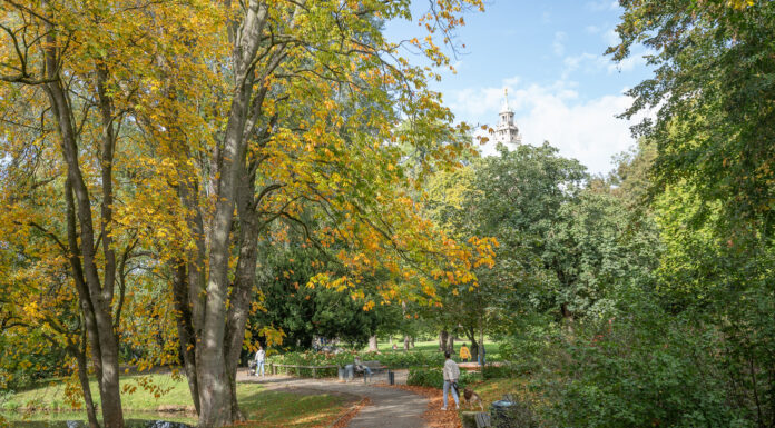 Zuwendungsbescheid für Erweiterung des Maschparks eingetroffen – Wiedervereinigung von Maschpark und Leineufer Die Wiedervereinigung von Maschpark und Leineufer wird durch Fördermittel vorangetrieben und schafft einen Naherholungsraum