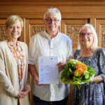 Polizeipräsidentin ehrt mutigen Garbsener für vorbildliche Zivilcourage und schnelles Handeln In einer feierlichen Zeremonie wurde ein mutiger Garbsener für vorbildliche Zivilcourage und schnelles Handeln ausgezeichnet